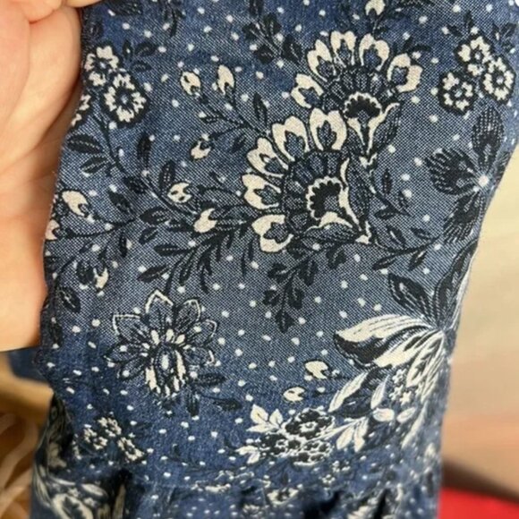 EUC Adorable Chambray Floral Torrid  Sz 2 Dress w/ pockets - Picture 3 of 8